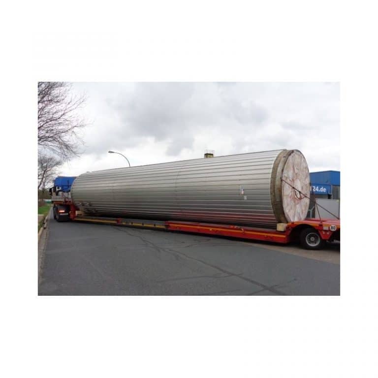 mixing-tank-102400-litres-standing-outside-3882