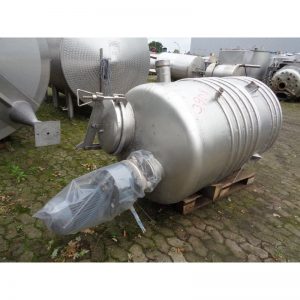 mixing-tank-1100-litres-standing-top-3908
