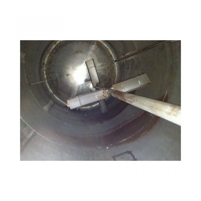 mixing-tank-15000-litres-standing-inside-3314