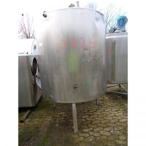 stainless-steel-tank-2400-litres-standing-front-3926