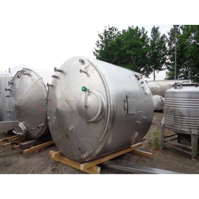 stainless-steel-tank-4000-litres-standing-front-3954