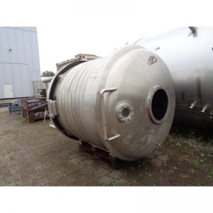 stainless-steel-tank-3000-litres-standing-top-3905