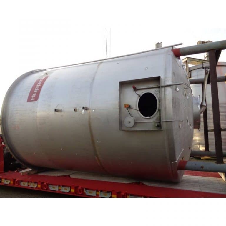 stainless-steel-tank-37500-litres-standing-front-3915