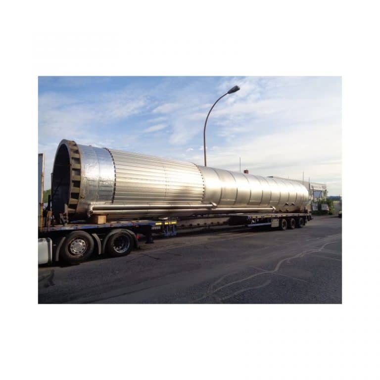 stainless-steel-tank-77000-litres-standing-outside-3881