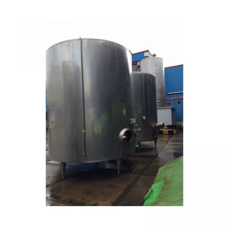 mixing-tank-12800-litres-standing-front-3581