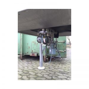 mixing-tank-1800-litres-standing-bottom-3484
