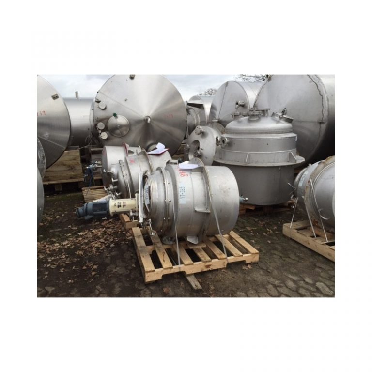 mixing-tank-300-litres-standing-front-3488