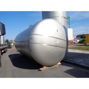 mixing-tank-30000-litres-lying-outside-3966