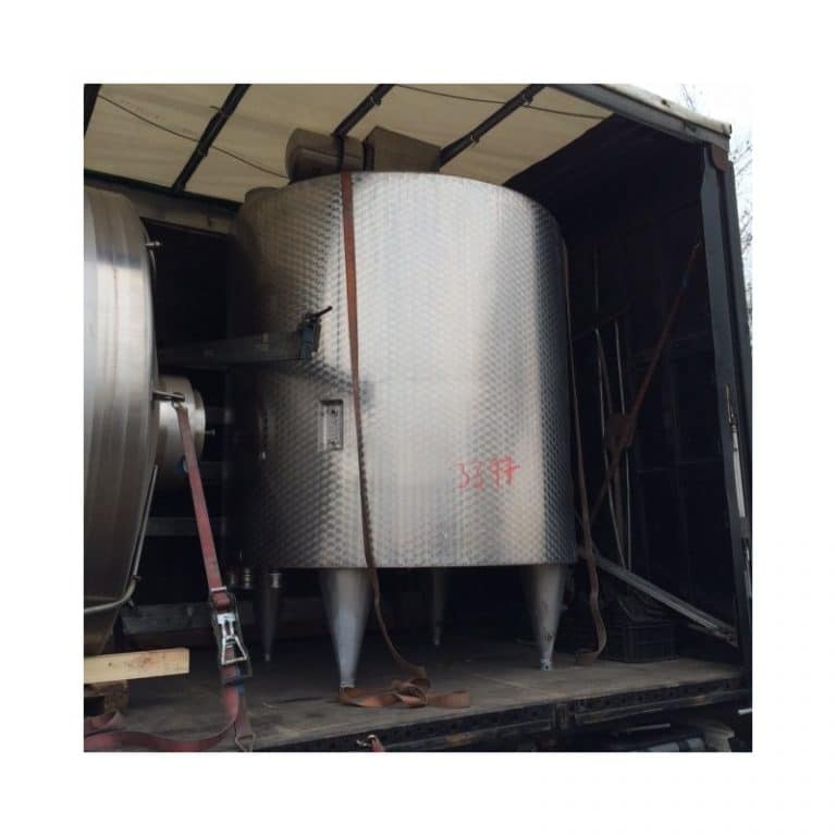 mixing-tank-4000-litres-standing-front-3397
