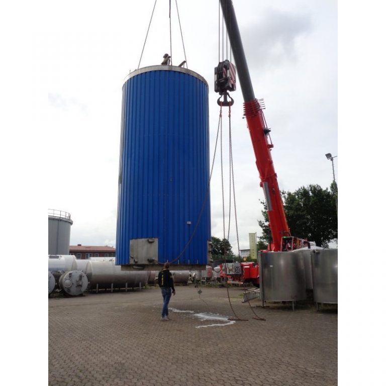 mixing-tank-60000-litres-standing-front-3947