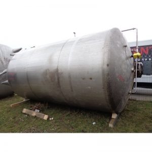 mixing-tank-26000-litres-standing-front-3994