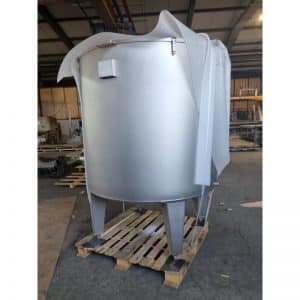 stainless-steel-tank-2047-litres-standing-front-4061