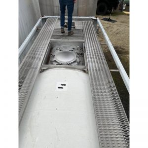 stainless-steel-tank-24000-litres-standing-top-4033