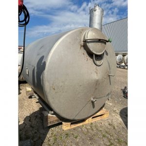 stainless-steel-tank-5000-litres-standing-front-4054