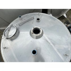 stainless-steel-tank-6300-standing-top-4072