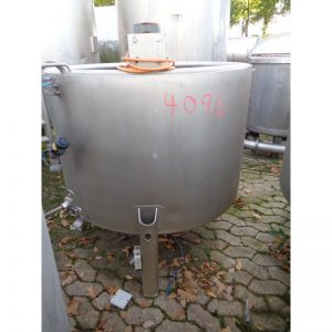 stainless-steel-tank-800-litres-standing-front-4096